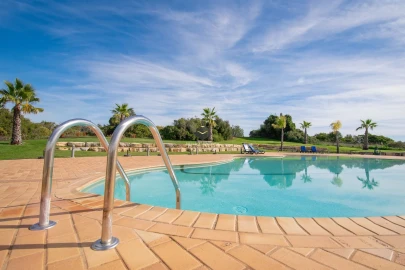 Apartamento T1 para Venda em Estômbar e Parchal