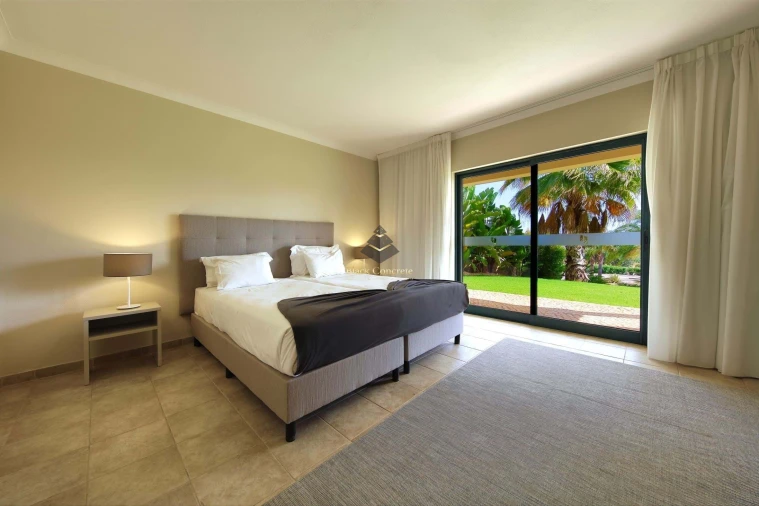 Apartamento T1 para Venda em Estômbar e Parchal Foto 9