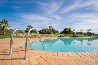 Apartamento T1 para Venda em Estômbar e Parchal