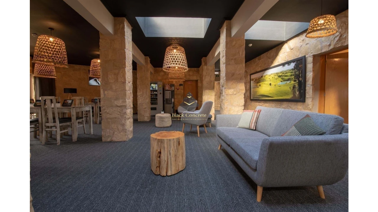 Apartamento T1 para Venda em Estômbar e Parchal Foto 16