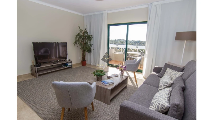 Apartamento T1 para Venda em Estômbar e Parchal Foto 6