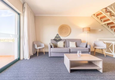 Apartamento T2 para Venda em Estômbar e Parchal