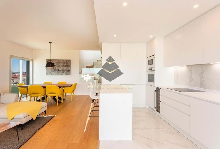 Apartamento T3 para Venda em Alcochete Foto 7