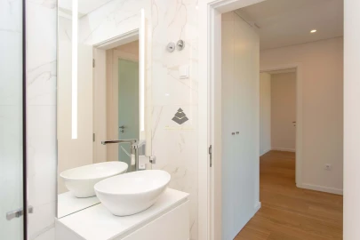 Apartamento T3 para Venda em Alcochete