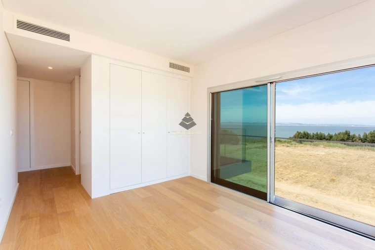 Apartamento T3 para Venda em Alcochete Foto 24