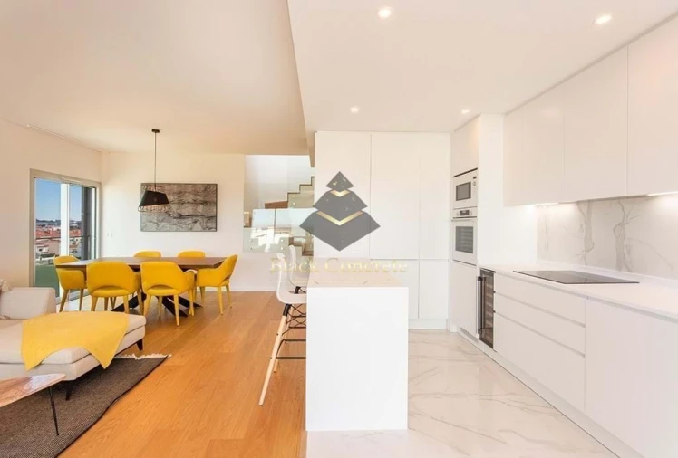 Apartamento T3 para Venda em Alcochete Foto 7