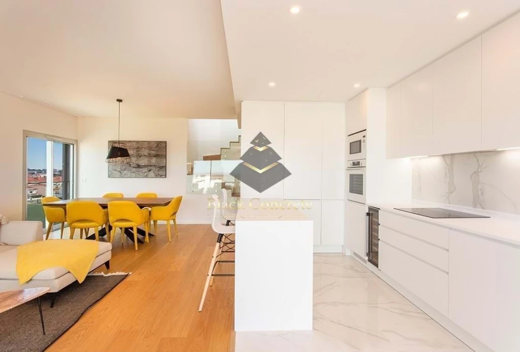 Apartamento T3 para Venda em Alcochete Foto 7