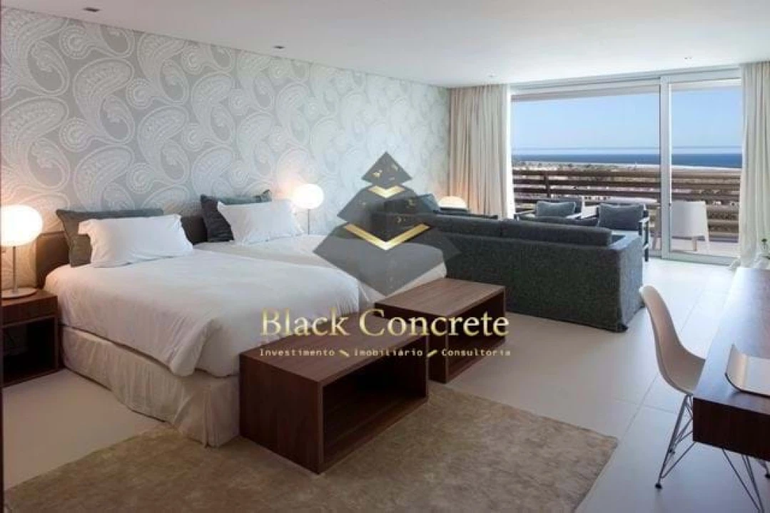 Apartamento T1 para Venda em Carvalhal Foto 1
