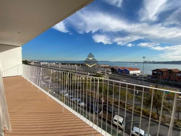 Apartamento T5 para Venda em Misericórdia