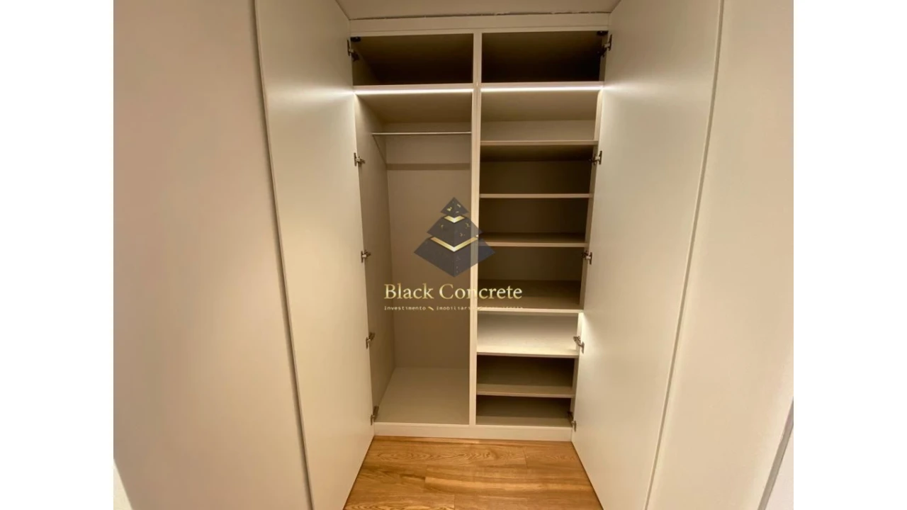 Apartamento T5 para Venda em Misericórdia Foto 10