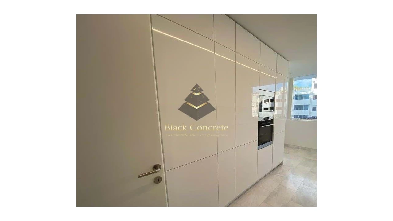 Apartamento T5 para Venda em Misericórdia Foto 18