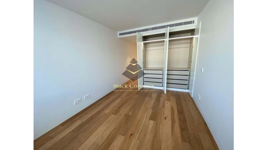 Apartamento T5 para Venda em Misericórdia Foto 8