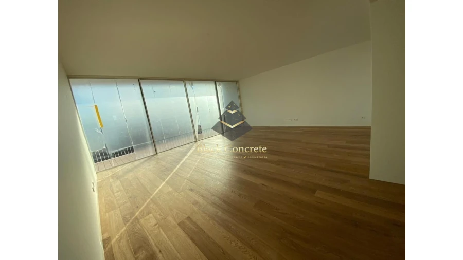 Apartamento T5 para Venda em Misericórdia Foto 7