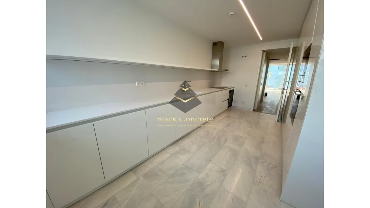 Apartamento T5 para Venda em Misericórdia Foto 16