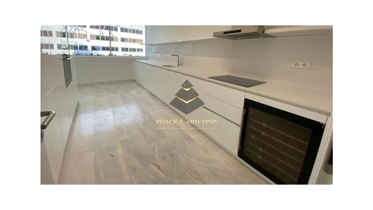 Apartamento T5 para Venda em Misericórdia Foto 17