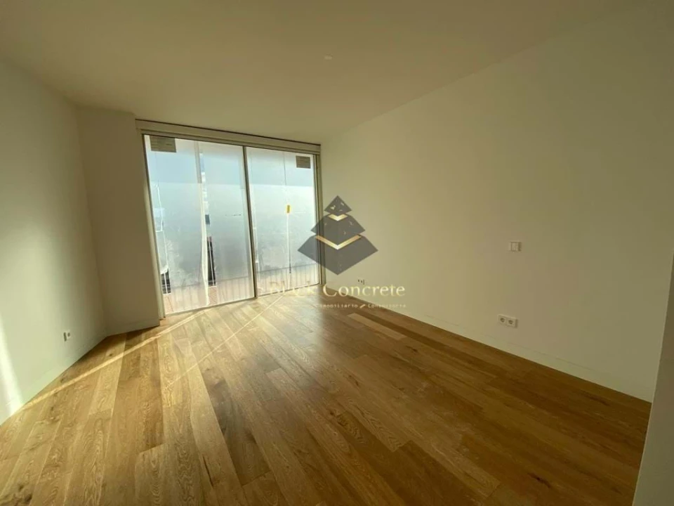Apartamento T6 para Venda em Misericórdia Foto 12