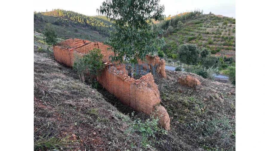 Terreno Misto para Venda em Alferce Foto 2