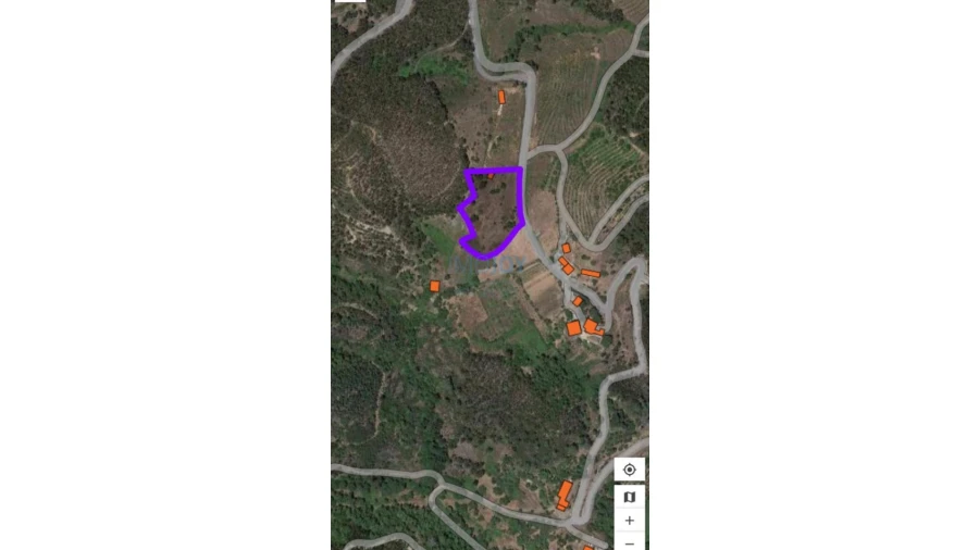 Terreno Misto para Venda em Alferce Foto 14