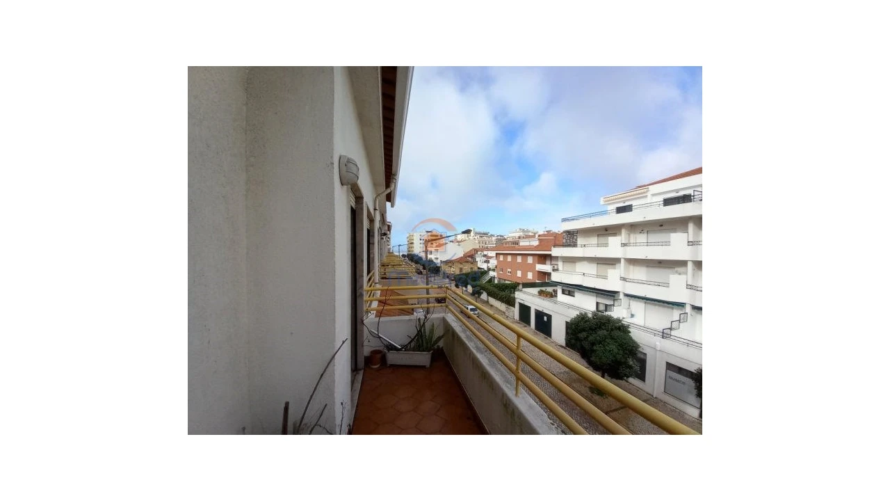 Apartamento T3 para Venda em Costa da Caparica Foto 3