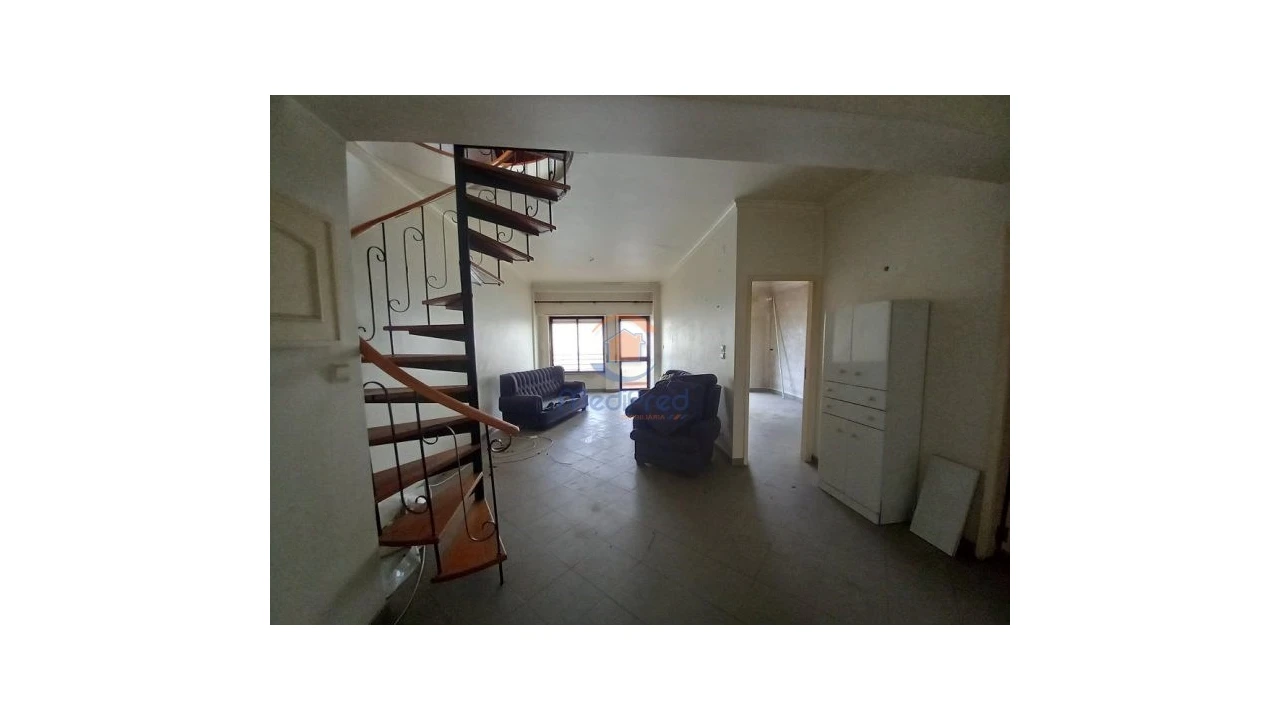 Apartamento T3 para Venda em Costa da Caparica Foto 6