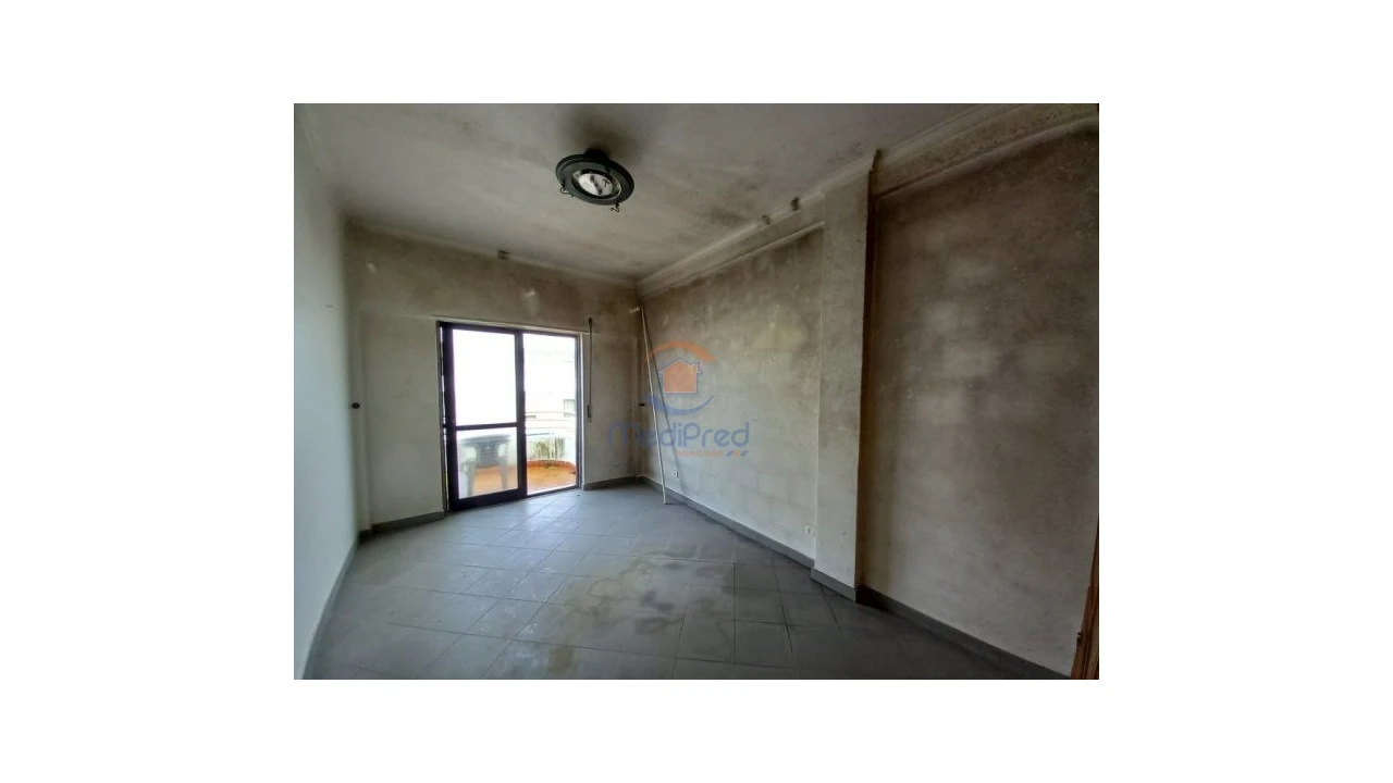 Apartamento T3 para Venda em Costa da Caparica Foto 11