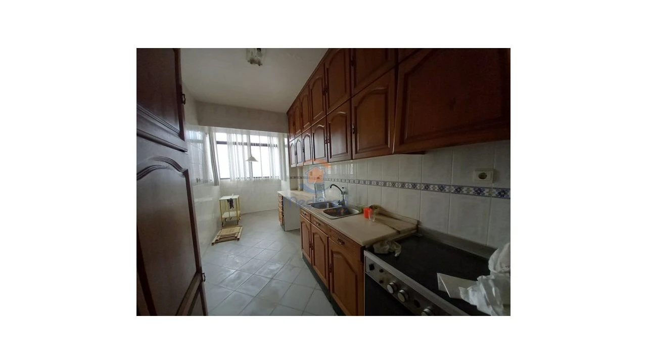 Apartamento T3 para Venda em Costa da Caparica Foto 14
