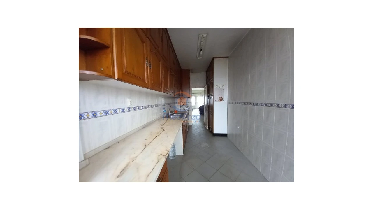Apartamento T3 para Venda em Costa da Caparica Foto 15