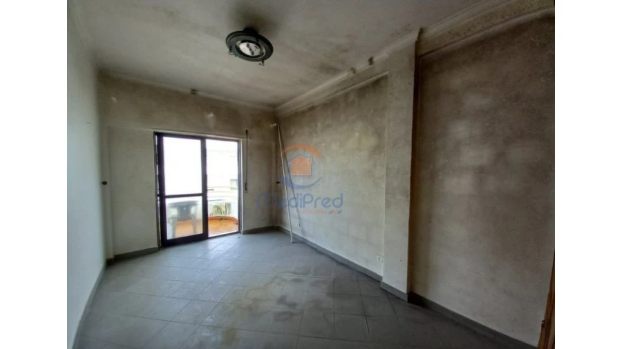 Apartamento T3 para Venda em Costa da Caparica Foto 11