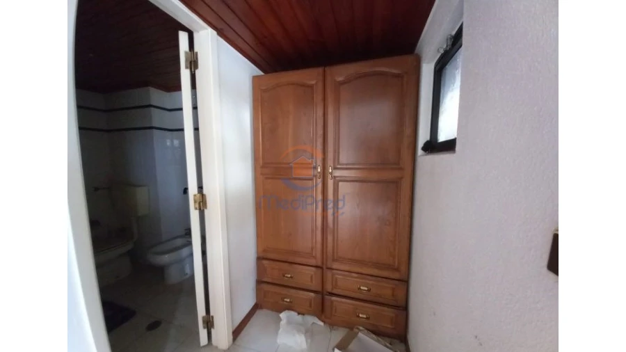 Apartamento T3 para Venda em Costa da Caparica Foto 21
