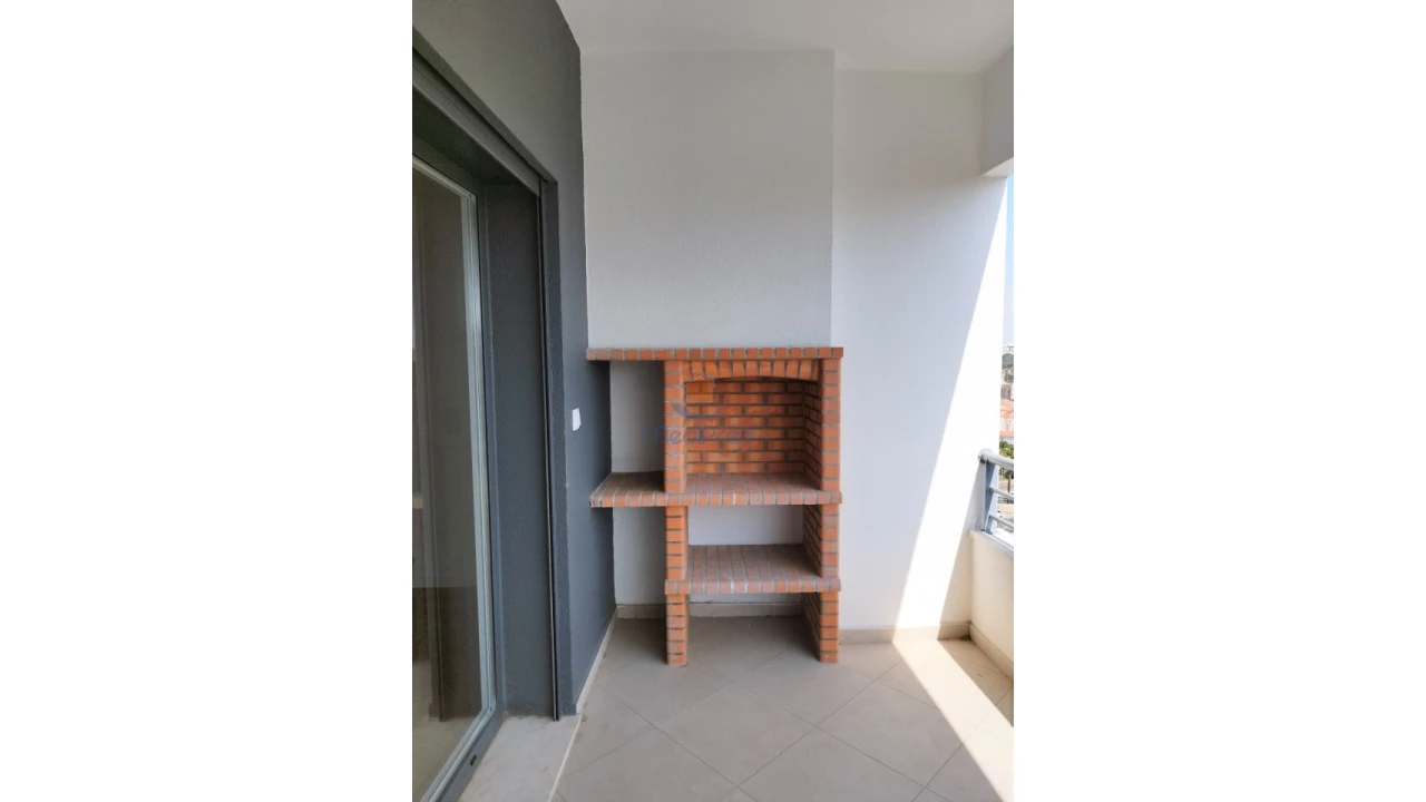 Apartamento T4 para Venda em Odivelas Foto 5