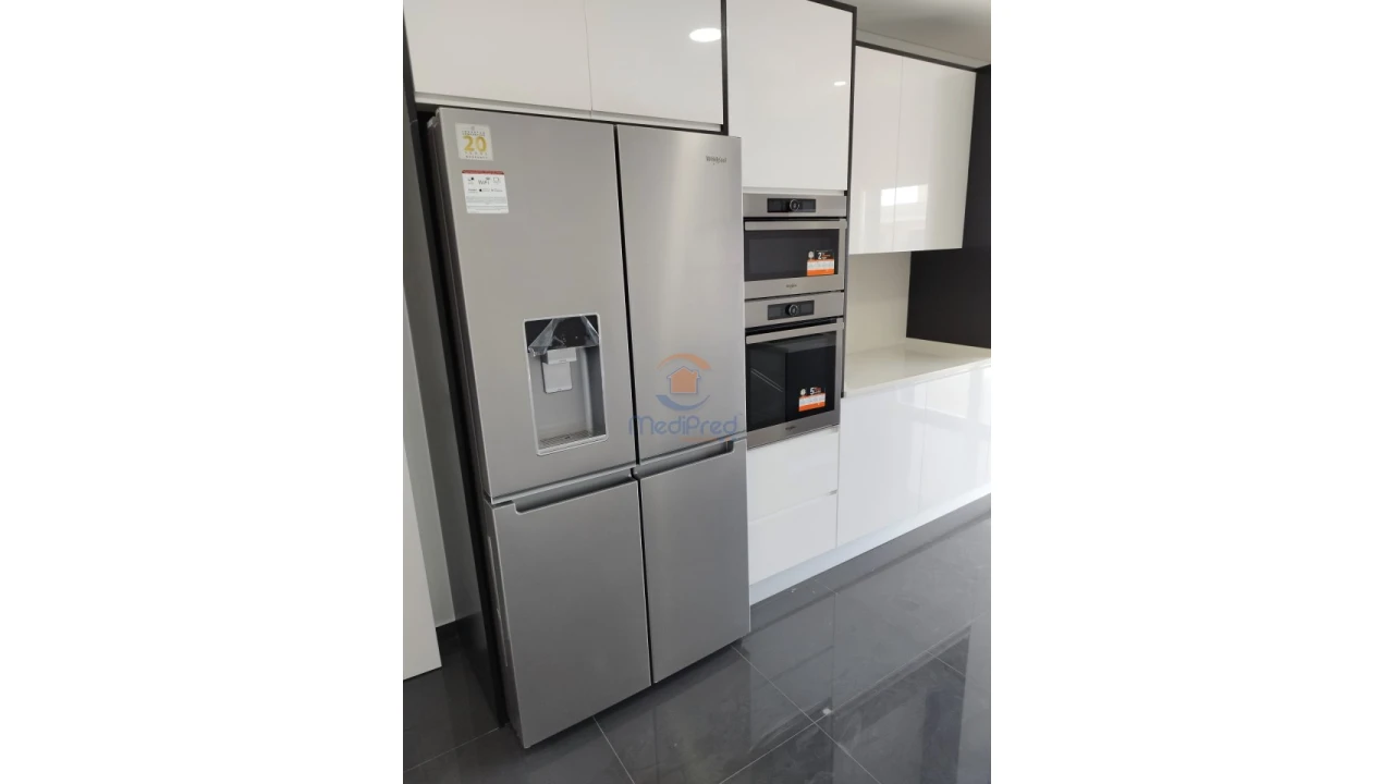 Apartamento T4 para Venda em Odivelas Foto 12