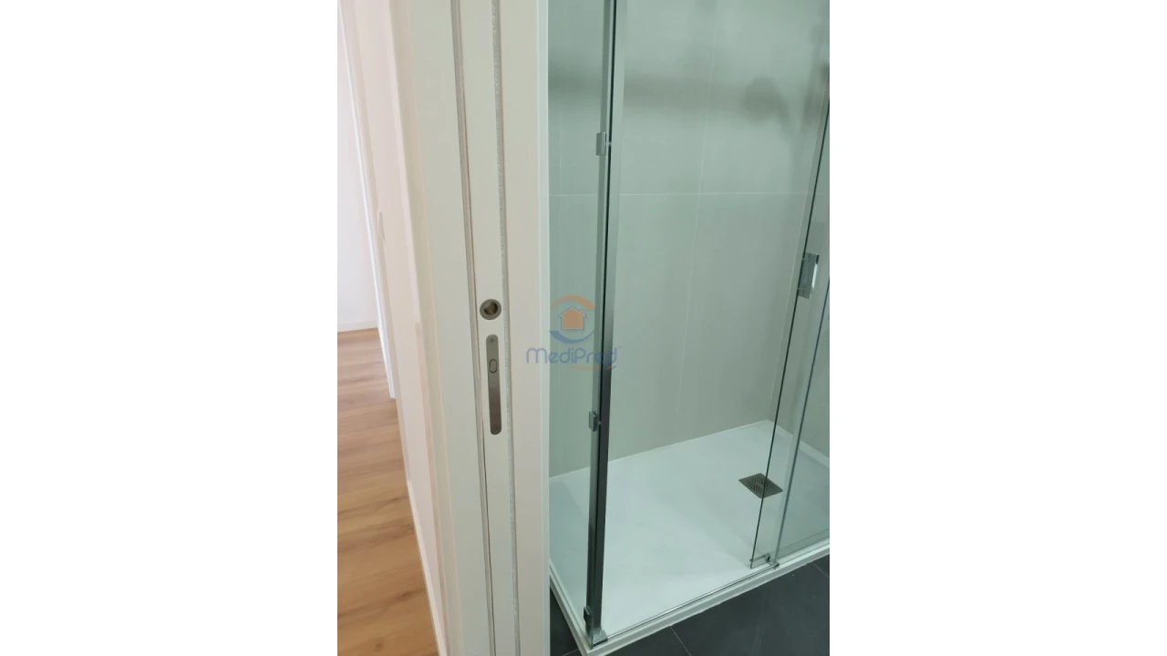 Apartamento T4 para Venda em Odivelas Foto 21