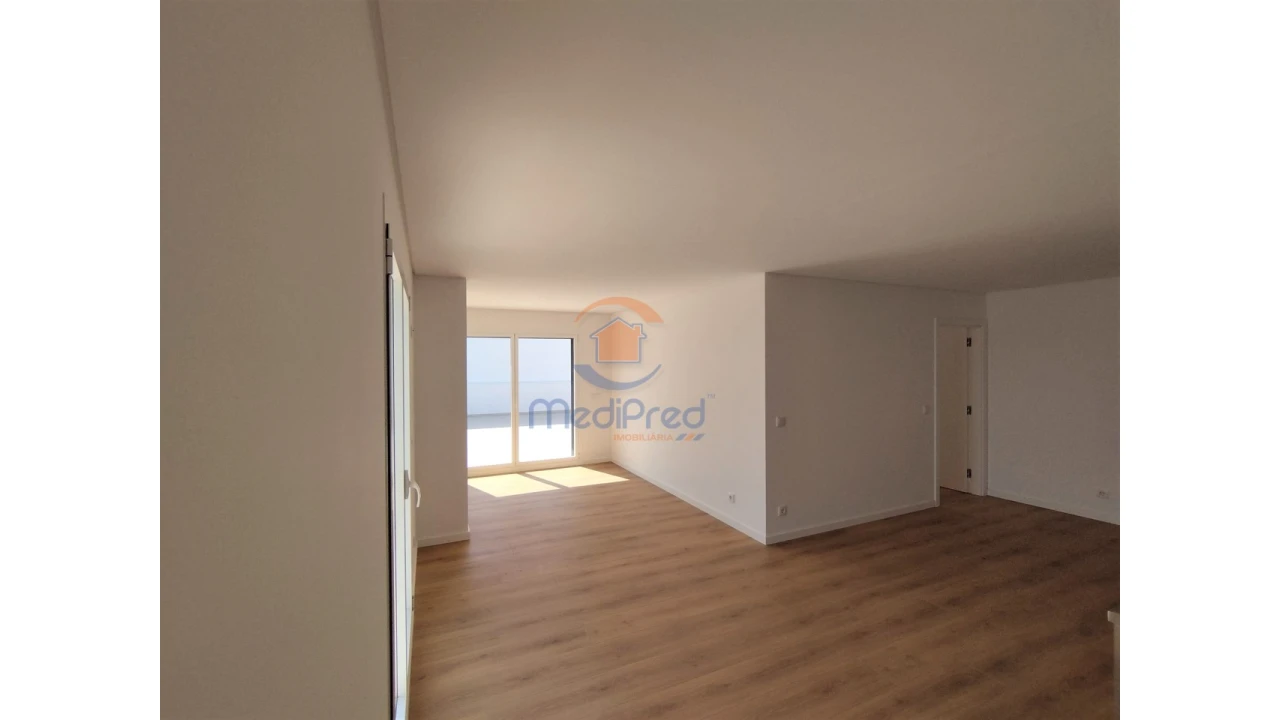 Apartamento T4 para Venda em Odivelas Foto 34