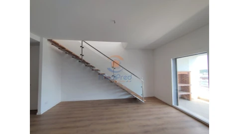 Apartamento T4 para Venda em Odivelas