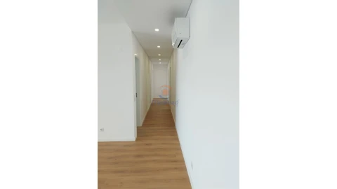 Apartamento T4 para Venda em Odivelas