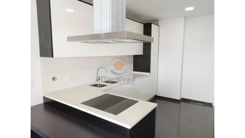 Apartamento T4 para Venda em Odivelas