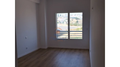 Apartamento T4 para Venda em Odivelas