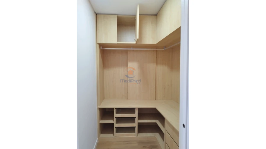 Apartamento T4 para Venda em Odivelas Foto 14