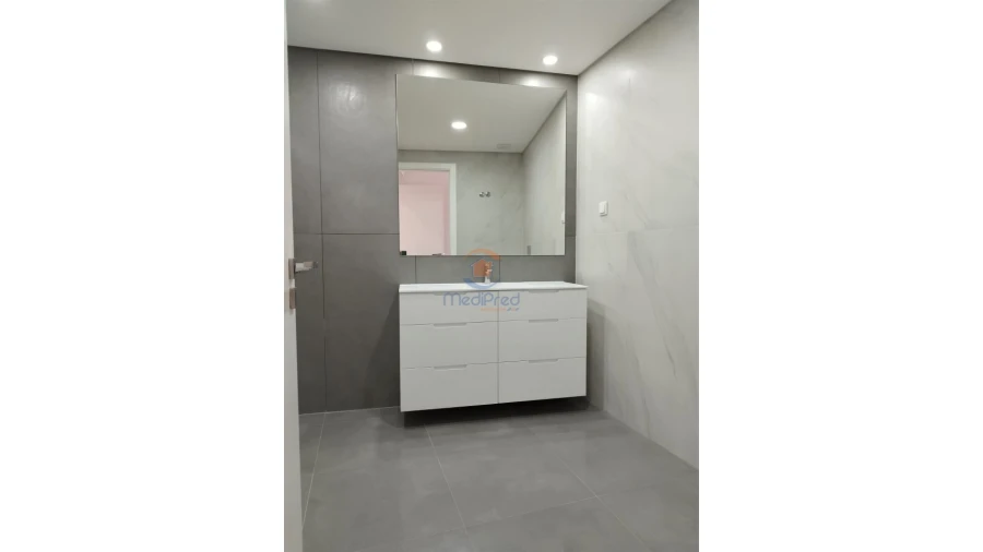 Apartamento T4 para Venda em Odivelas Foto 18