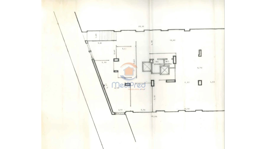 Loja para Venda em Pontinha e Famões Foto 15