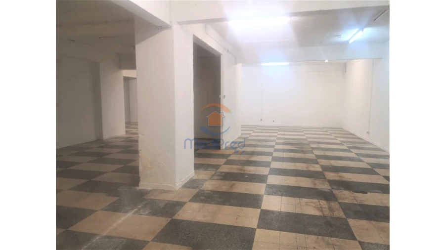 Loja para Venda em Pontinha e Famões Foto 5