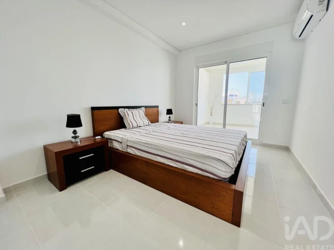 Apartamento T2 para Venda em Quarteira Foto 9