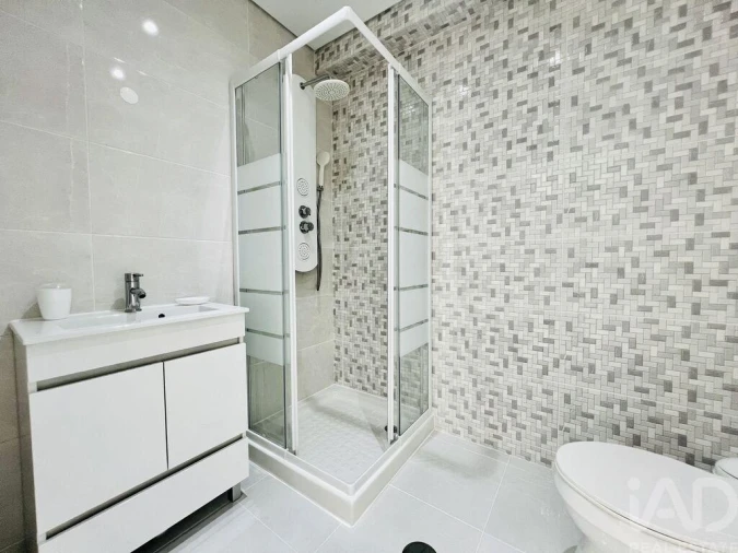 Apartamento T2 para Venda em Quarteira Foto 6