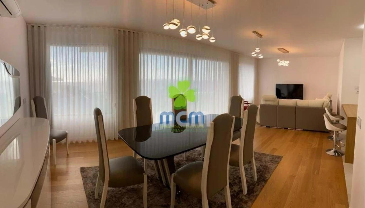 Apartamento T3 para Venda em São Martinho Foto 8