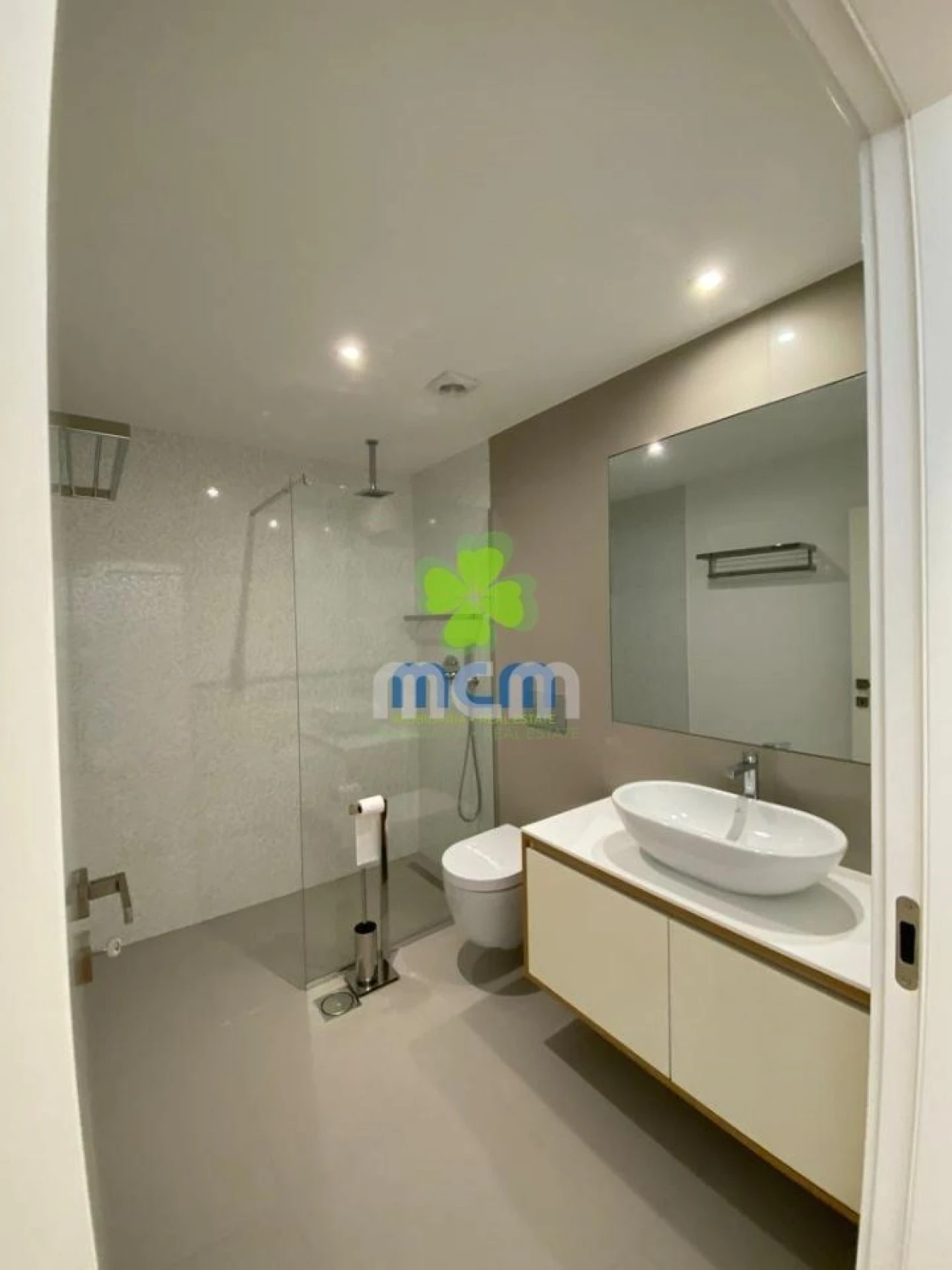 Apartamento T3 para Venda em São Martinho Foto 17