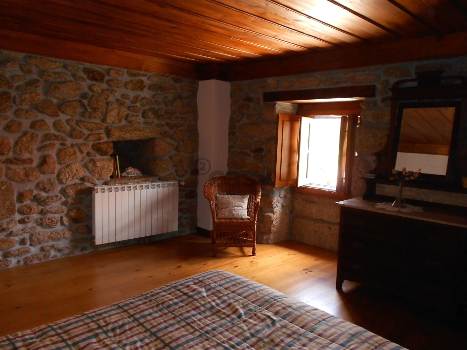 Quinta T11 para Venda em Fradizela Foto 21