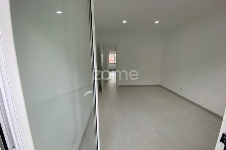 Prédio para Venda em Agualva e Mira-Sintra Foto 2