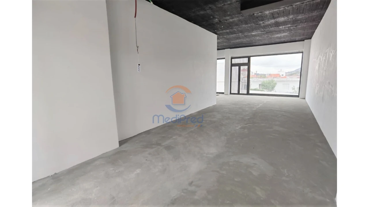 Loja para Venda em Ramada e Caneças Foto 2