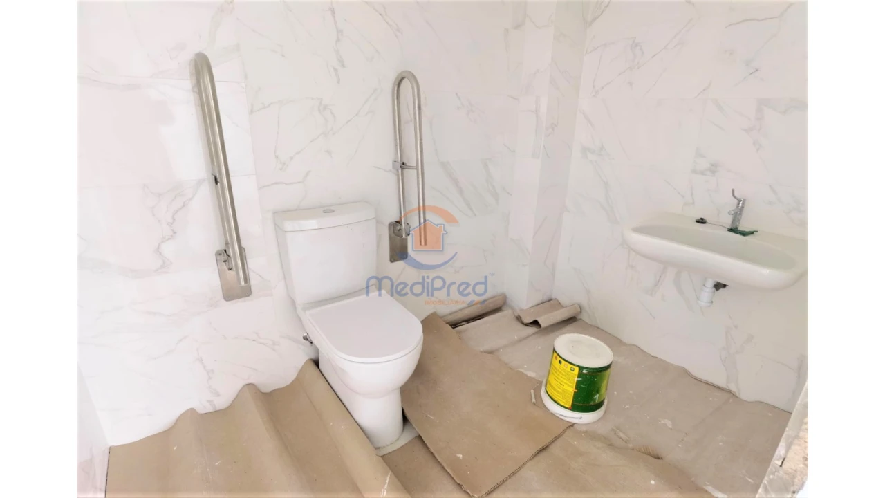 Loja para Venda em Ramada e Caneças Foto 4