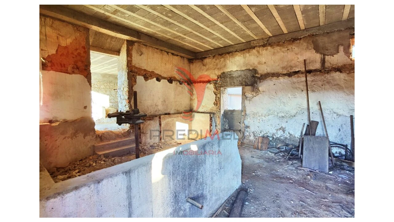 Armazém para Venda em Brogueira, Parceiros de Igreja e Alcorochel Foto 17